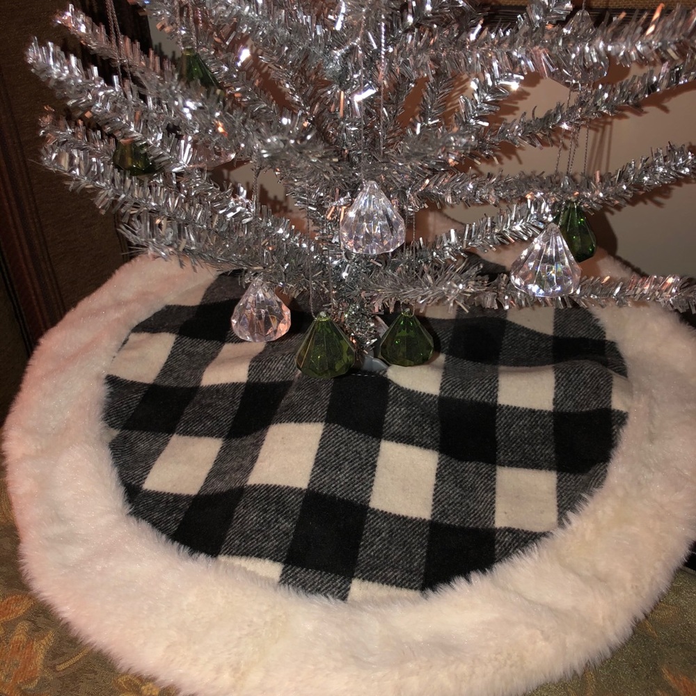 Wondershop Buffalo Plaid Mini Tree Skirt
